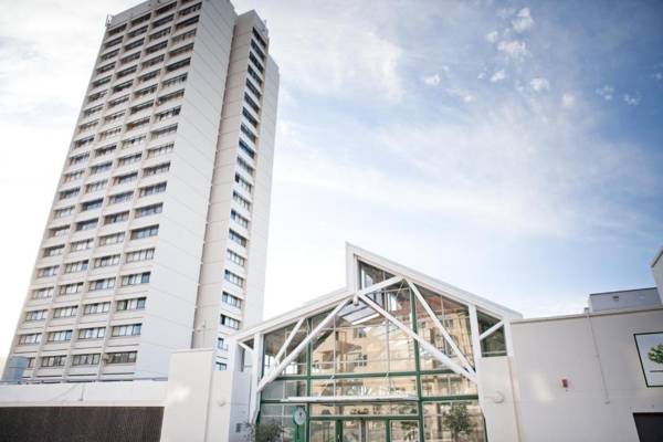 Gardens Centre Holiday Apartments