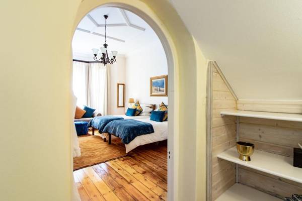 Carmichael House Boutique Hotel