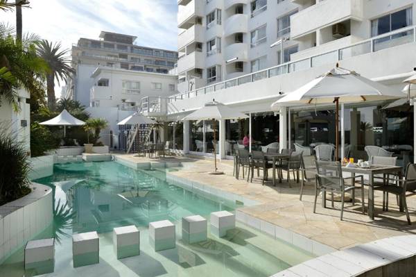 Peninsula All Suite Hotel