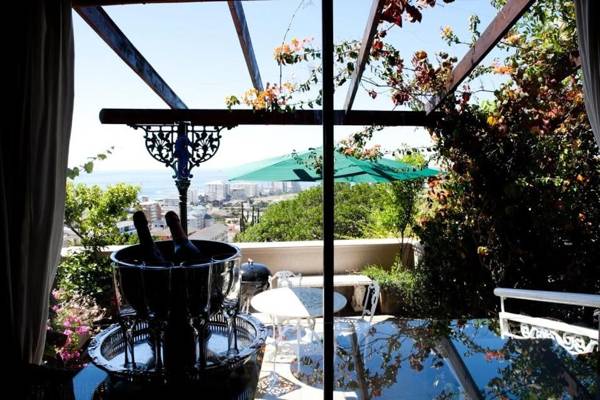 123 Ocean View Drive Apartment