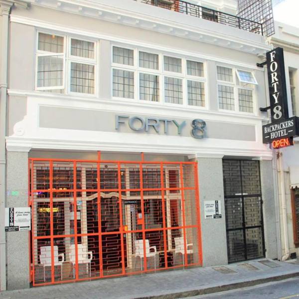 Forty8 Backpackers Hotel