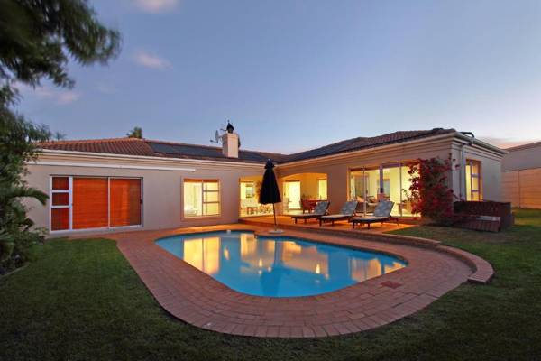 Durham Close 31 by HostAgents