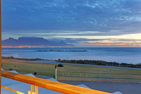 Eden on the Bay 167 by HostAgents