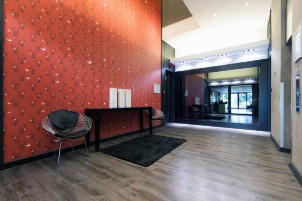 Manhattan Towers 507 by CTHA