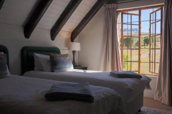 Zebra Cottage and Lodge