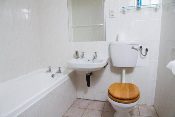 Howards End Manor B&B