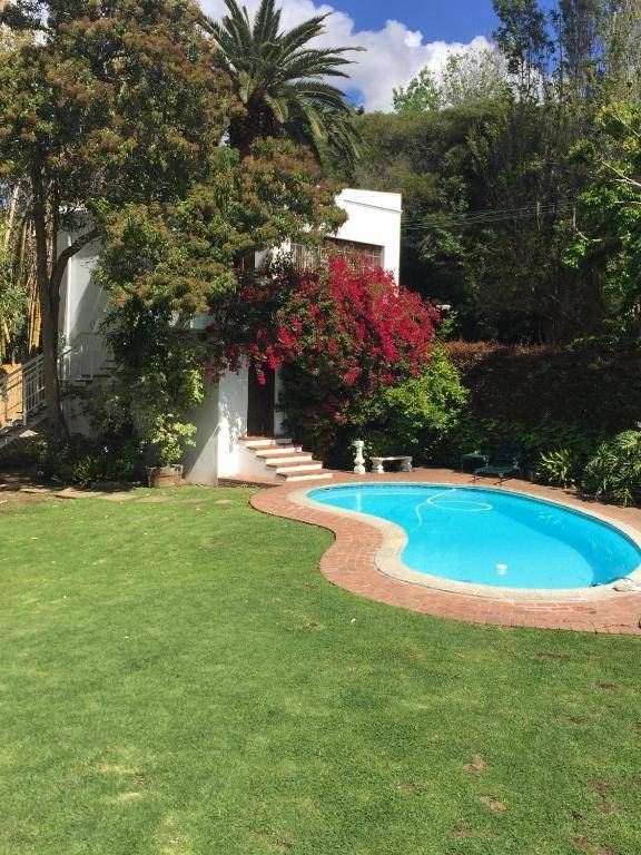 Hillingdale on Alexandra