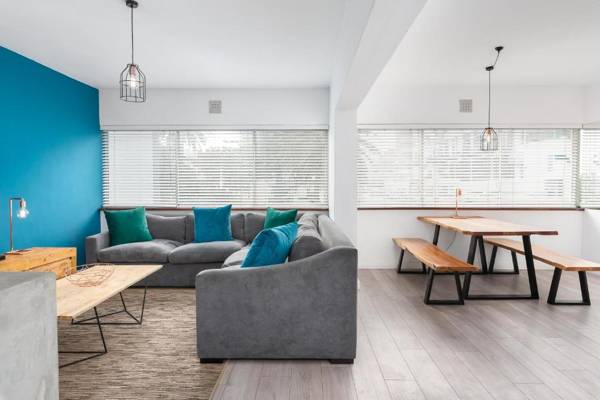 Saratoga Apartments by Propr