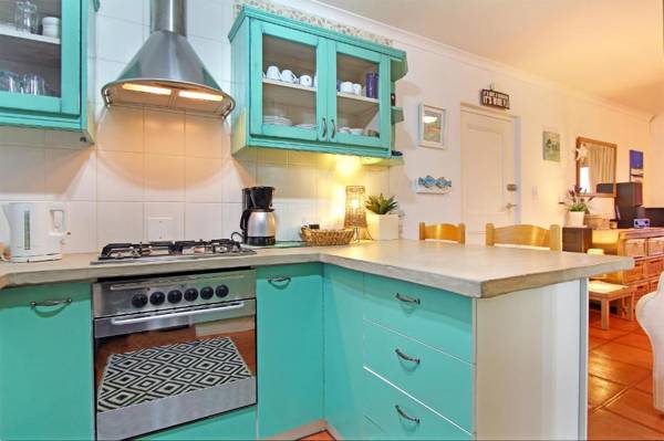 Big Bay Beach Club 37 by HostAgents