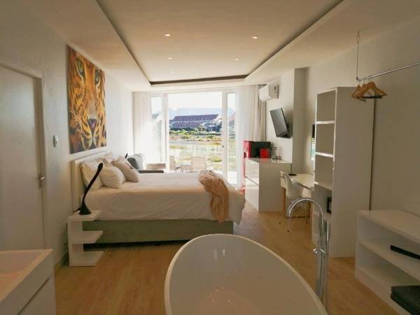 Peach on Beach Boutique Guesthouse