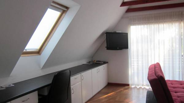 Cotswold House Residence