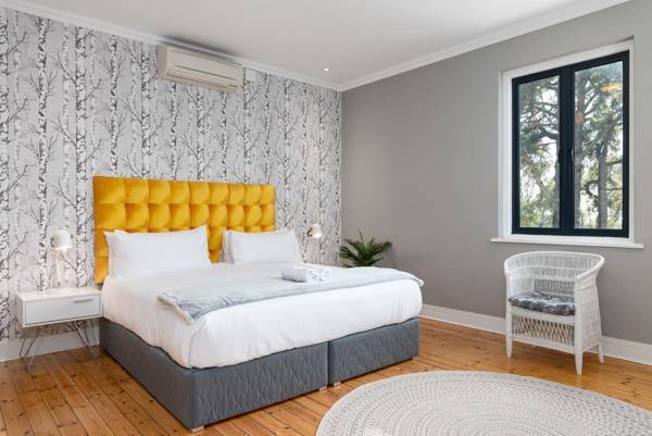 Edgy Green Point Pad  Balcony  Parking  Pool