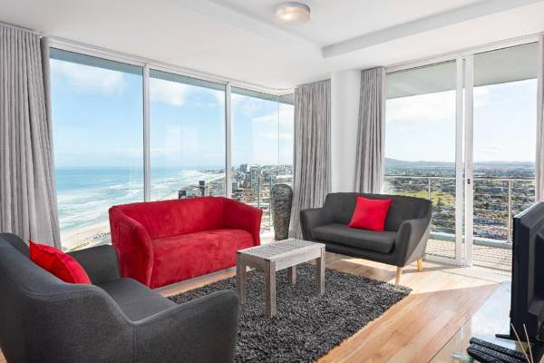 Sky-High Sea Views Pool Beach