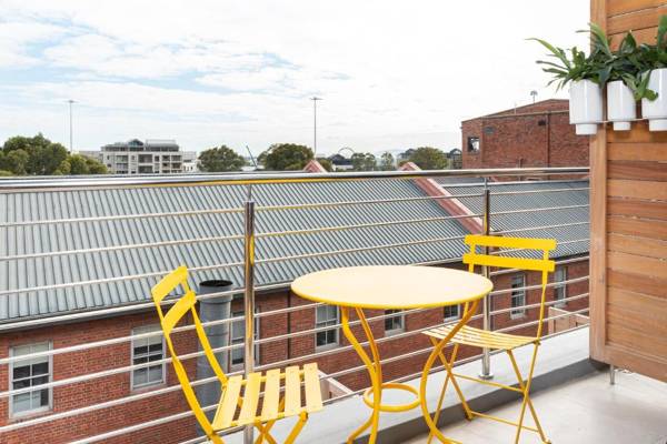 Docklands Apartments