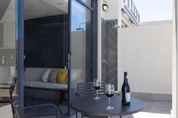 The Decks 1102 by CTHA