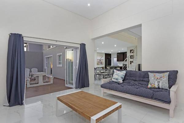 Bayford House by HostAgents