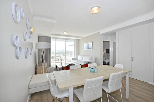 Horizon Bay 705 Blouberg Beachfront Apartment