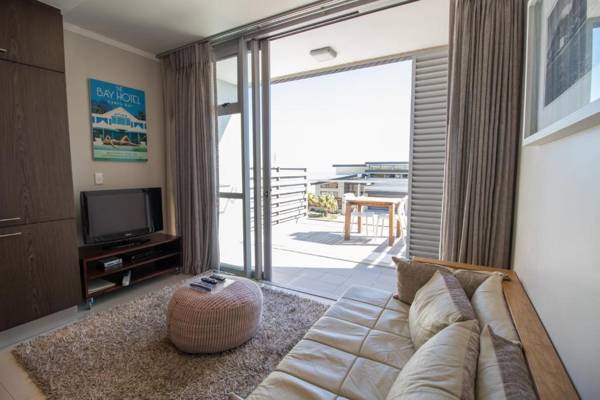 Camps Bay studio apartment - The Crystal