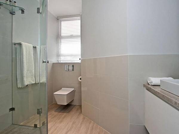 Houghton Villa - Camps Bay