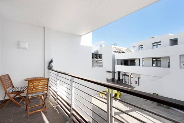 Eden on the Bay 150 by HostAgents