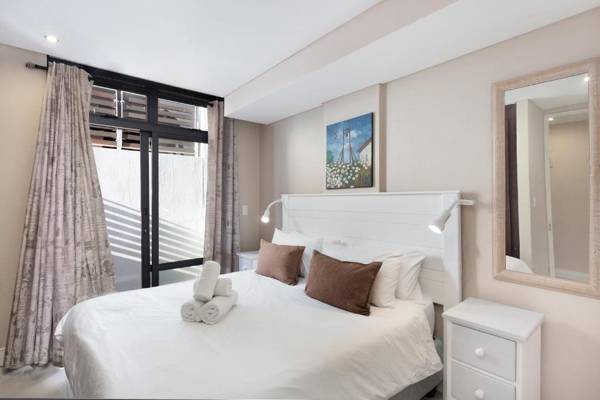 Eden on the Bay 150 by HostAgents