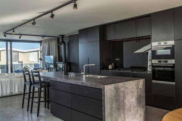 Villa Pietra - Camps Bay