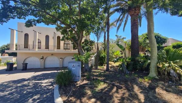 Tuscan Bliss Guess House