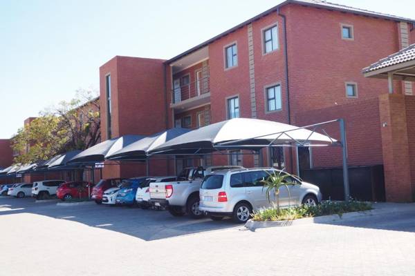 OR Tambo Self Catering Apartments The Willows