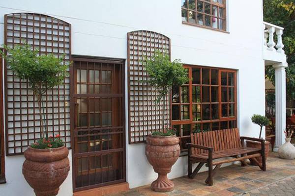 De Stallen Guesthouse
