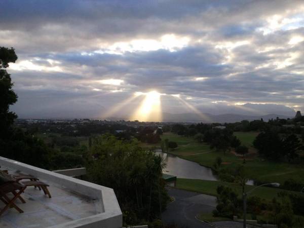 The Greens Guesthouse Bellville Golf Course