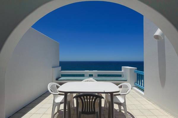 Santorini Thira 24 Family Only