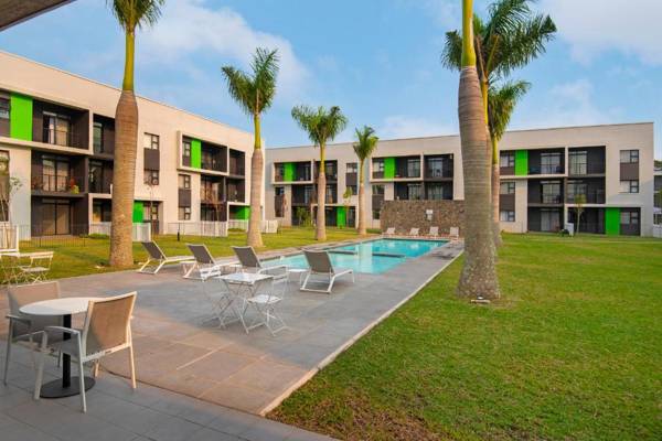 Ballito Groves 1006 by HostAgents