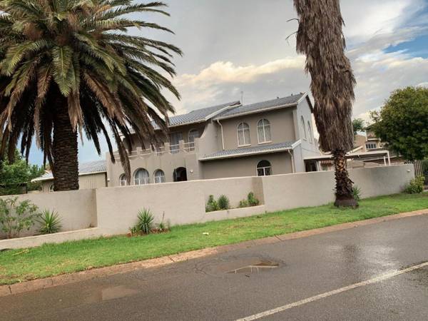 Brackendowns guest star