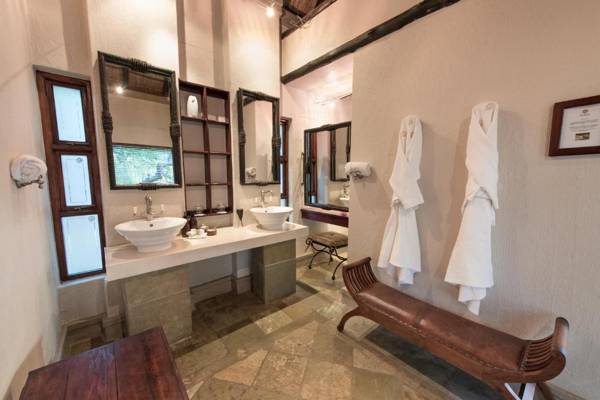 Shumbalala Game Lodge