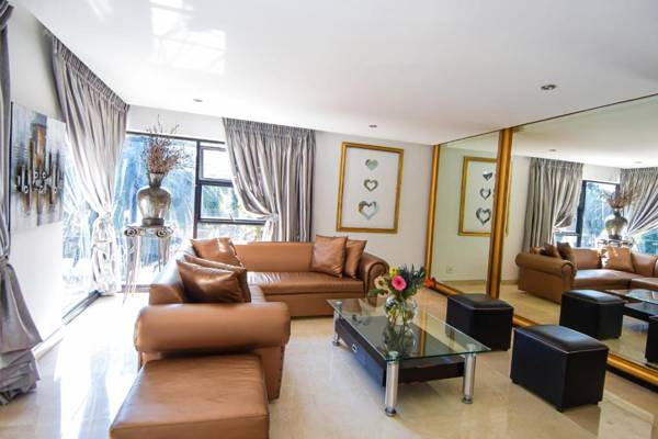 112 on Kloof Guesthouse