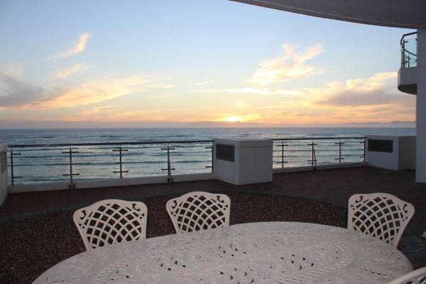 Hibernian Towers 505 Self Catering Apartment