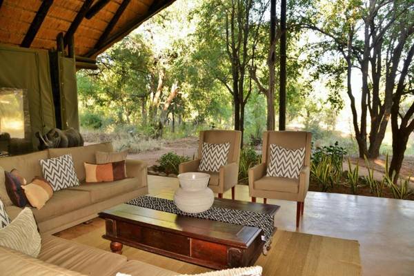 Black Rhino Game Lodge