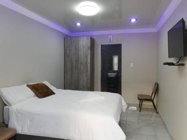 MARTYRS GUEST HOUSE PALACE