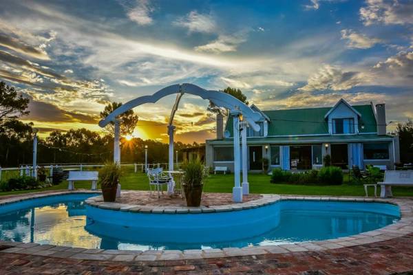 T'Niqua Stables & Lodge