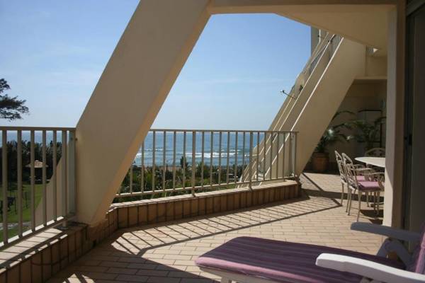 22 Kyalanga Beachfront Apartment