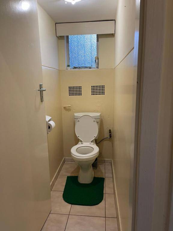 @Jackie’s Avondale 2 bed flat at Harrow court