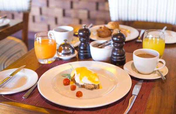 Victoria Falls Safari Club