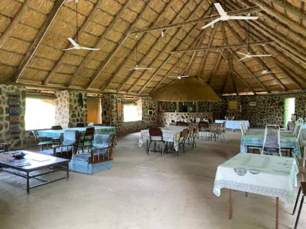 Bungalow 3 on this world renowned Eco site 40 minutes from Vic Falls Fully catered stay - 1987
